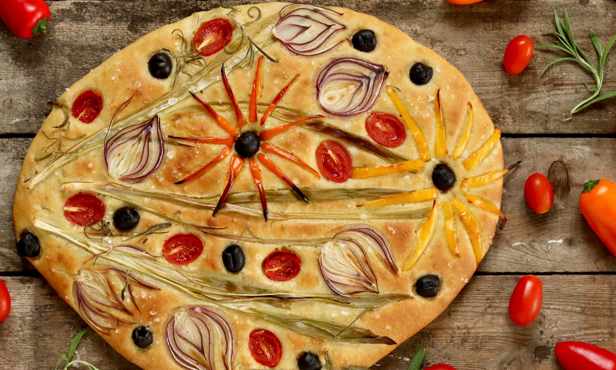 Blomsterfocaccia med enkel surdej